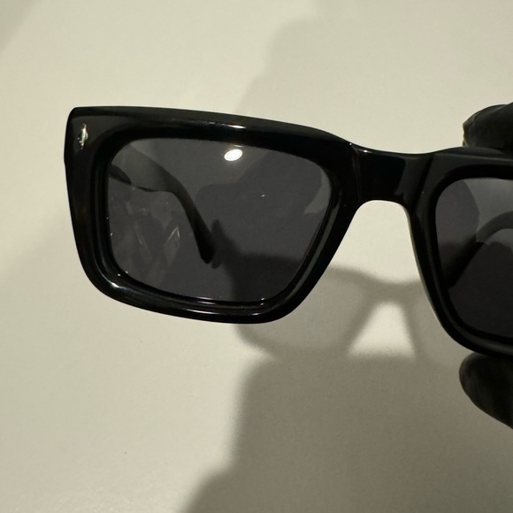 Lush Crate Sunglasses 882222 / 43-21-148 - Picture 8 of 15